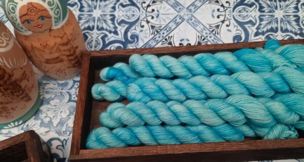 Pacific - LO(U)VE(TEAU) TWIST SOCK / MINIS