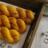 une-louve-dans-les-bois-1-laine-artisanal-teinte-main-alpaga-soie-cachemire-DK-les-tournesols une-louve-dans-les-bois-1-laine-artisanal-teinte-main-alpaga-soie-cachemire-DK-les-tournesols