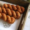 une-louve-dans-les-bois-1-laine-artisanal-teinte-main-alpaga-soie-cachemire-cassonade une-louve-dans-les-bois-1-laine-artisanal-teinte-main-alpaga-soie-cachemire-cassonade