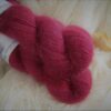 une-louve-dans-les-bois-1-laine-artisanal-teinte-main-angora-petite-griotte une-louve-dans-les-bois-1-laine-artisanal-teinte-main-angora-petite-griotte