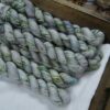 une-louve-dans-les-bois-1-laine-artisanal-teinte-main-mini-twist-sock-merino-angkor ANGKOR – CAMBODGE