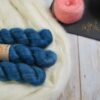 une-louve-dans-les-bois-1-laine-artisanal-teinte-main-superkid-mohair-dans-les-profondeurs une-louve-dans-les-bois-1-laine-artisanal-teinte-main-superkid-mohair-dans-les-profondeurs