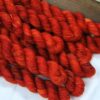 une-louve-dans-les-bois-2-laine-artisanal-teinte-main-mini-twist-sock-merino-uluru ULURU – AUSTRALIE