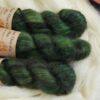 une-louve-dans-les-bois-2-laine-artisanal-teinte-main-superkid-mohair-broceliande une-louve-dans-les-bois-2-laine-artisanal-teinte-main-superkid-mohair-broceliande