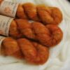 une-louve-dans-les-bois-2-laine-artisanal-teinte-main-superkid-mohair-cassonade une-louve-dans-les-bois-2-laine-artisanal-teinte-main-superkid-mohair-cassonade