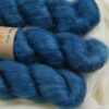 une-louve-dans-les-bois-2-laine-artisanal-teinte-main-superkid-mohair-dans-les-profondeurs une-louve-dans-les-bois-2-laine-artisanal-teinte-main-superkid-mohair-dans-les-profondeurs