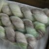 une-louve-dans-les-bois-2-laine-artisanal-teinte-main-superkid-mohair-ecumes une-louve-dans-les-bois-2-laine-artisanal-teinte-main-superkid-mohair-ecumes