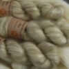 une-louve-dans-les-bois-2-laine-artisanal-teinte-main-superkid-mohair-latte