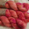 une-louve-dans-les-bois-2-laine-artisanal-teinte-main-superkid-mohair-palais-des-vents une-louve-dans-les-bois-2-laine-artisanal-teinte-main-superkid-mohair-palais-des-vents