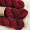 une-louve-dans-les-bois-2-laine-artisanal-teinte-main-superkid-mohair-petite-griotte une-louve-dans-les-bois-2-laine-artisanal-teinte-main-superkid-mohair-petite-griotte