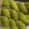 une-louve-dans-les-bois-2-laine-artisanal-teinte-main-suri-alpaga-sous-les-tilleuls une-louve-dans-les-bois-2-laine-artisanal-teinte-main-suri-alpaga-sous-les-tilleuls