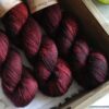 une-louve-dans-les-bois-2-merino-artisanal-teinte-main-single-erable-en-automne ERABLE EN AUTOMNE