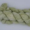 une-louve-dans-les-bois-2-merino-artisanal-teinte-main-single-minty une-louve-dans-les-bois-2-merino-artisanal-teinte-main-single-minty