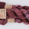une-louve-dans-les-bois-2-merino-artisanal-teinte-main-twist-sock-blueberry-sorbet