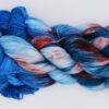 une-louve-dans-les-bois-2-merino-artisanal-teinte-main-twist-sock-nymphéas