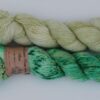 une-louve-dans-les-bois-2bis-laine-artisanal-teinte-main-single-solene-knits