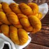 une-louve-dans-les-bois-3-merino-artisanal-teinte-main-fine-sock-les-tournesols