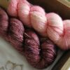 une-louve-dans-les-bois-7bis-laine-artisanal-teinte-main-single-solene-knits une-louve-dans-les-bois-7bis-laine-artisanal-teinte-main-single-solene-knits
