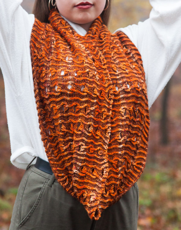 Flamboyant Shawl by ChristalLK une louve dans les bois