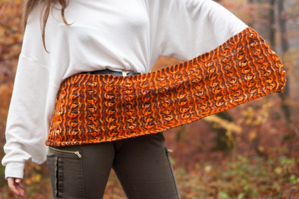 Flamboyant Shawl by ChristalLK une louve dans les bois