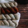 une-louve-dans-les-bois-kit-popeye-laine-artisanale-teinte-main-france-single-twist-fine-en-amoureux-sur-la-plage-2 une-louve-dans-les-bois-kit-popeye-laine-artisanale-teinte-main-france-single-twist-fine-en-amoureux-sur-la-plage-2