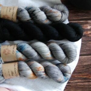 une-louve-dans-les-bois-kit-popeye-laine-artisanale-teinte-main-france-single-twist-fine-epaves-en-mer-d-iroise une-louve-dans-les-bois-kit-popeye-laine-artisanale-teinte-main-france-single-twist-fine-epaves-en-mer-d-iroise