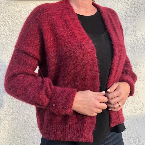 une-louve-dans-les-bois-maricette-c-cardigan-emy-petite-griotte-1